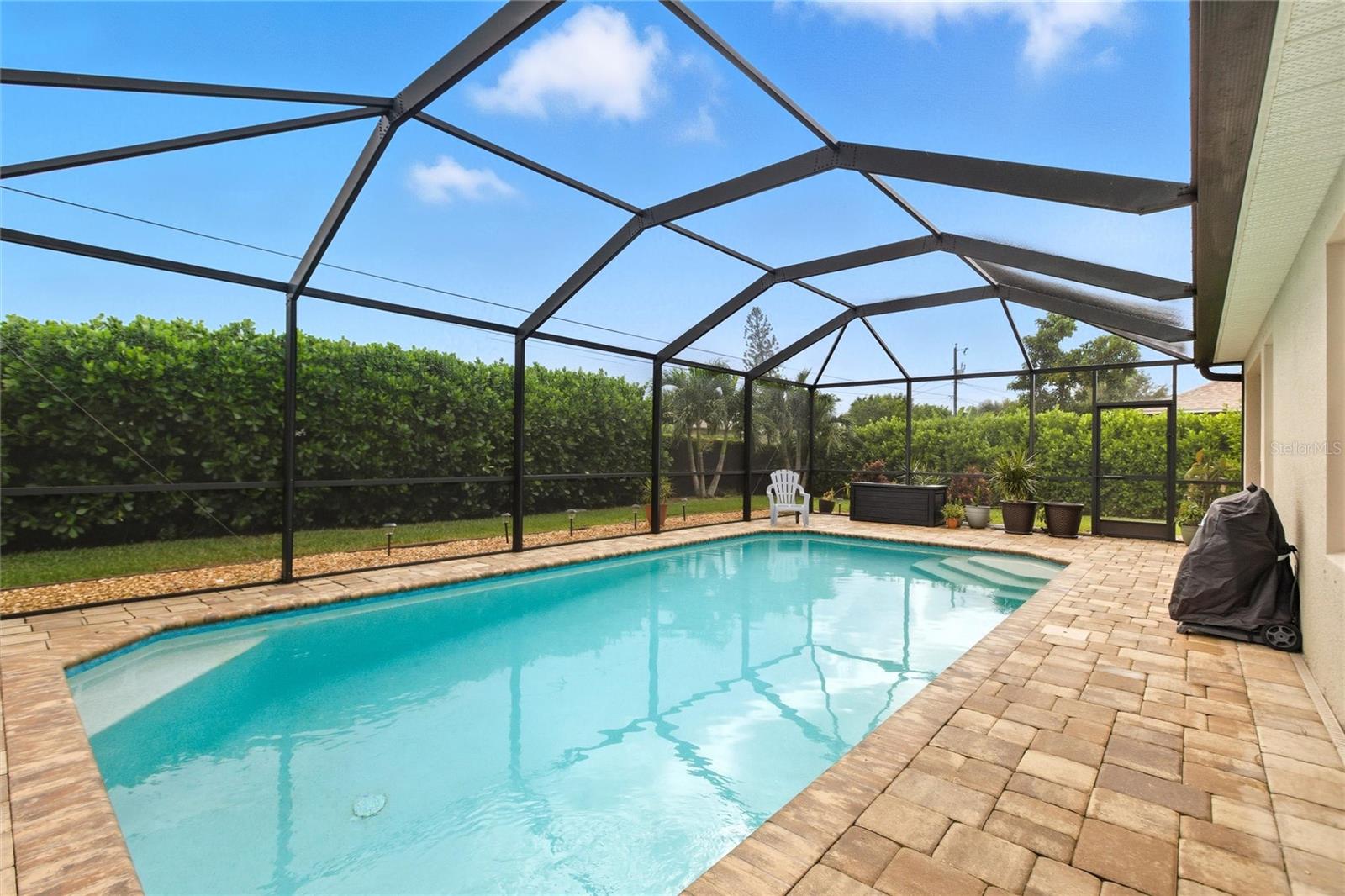 314 Se Van Loon Ter Property Photo 26