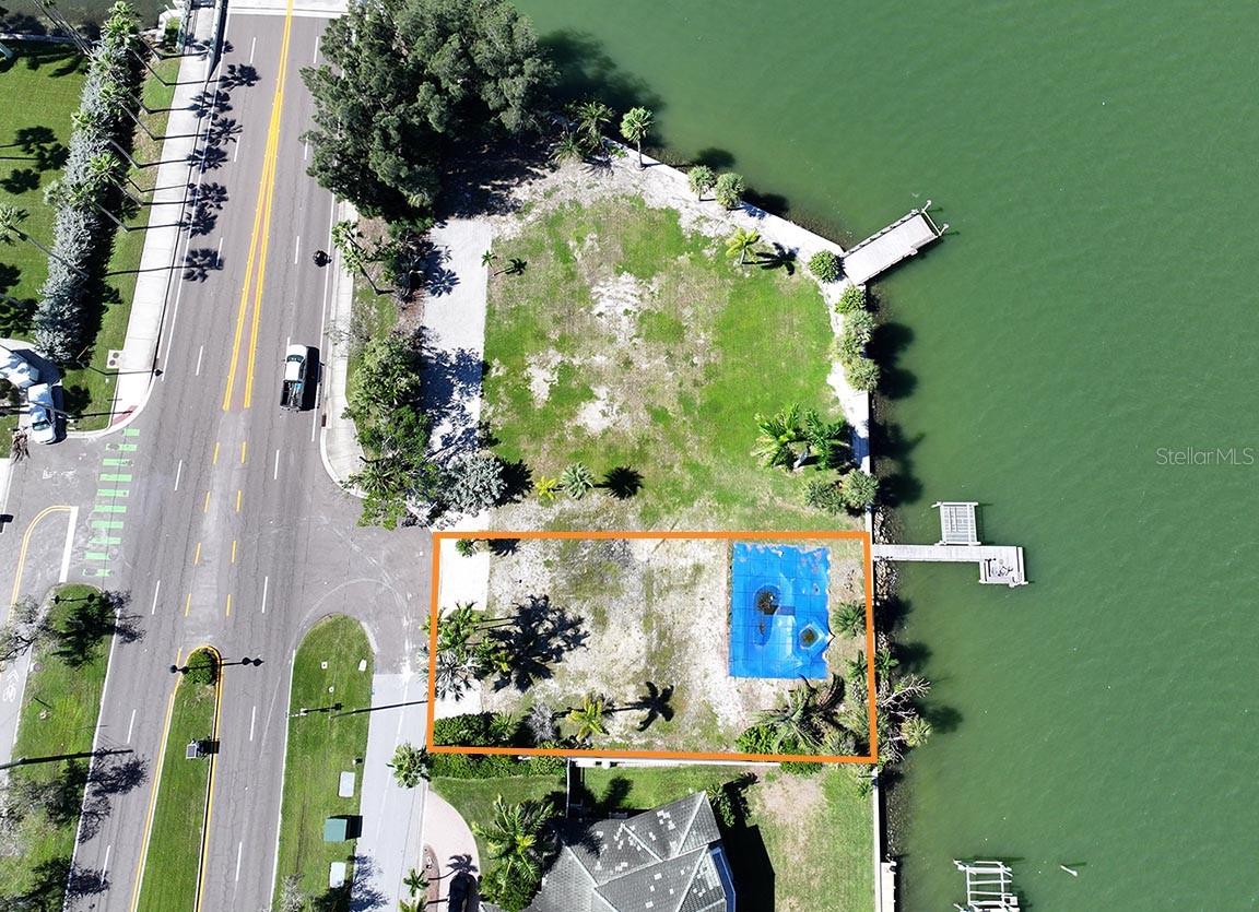 2 Paradise Ln Property Photo 4