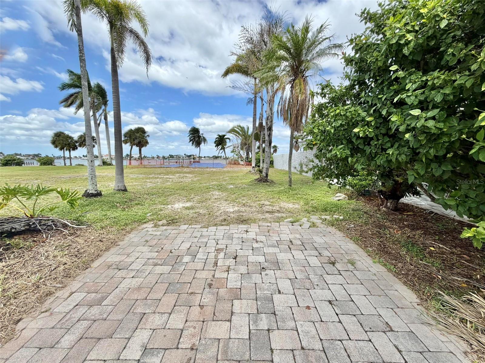 2 Paradise Ln Property Photo 31