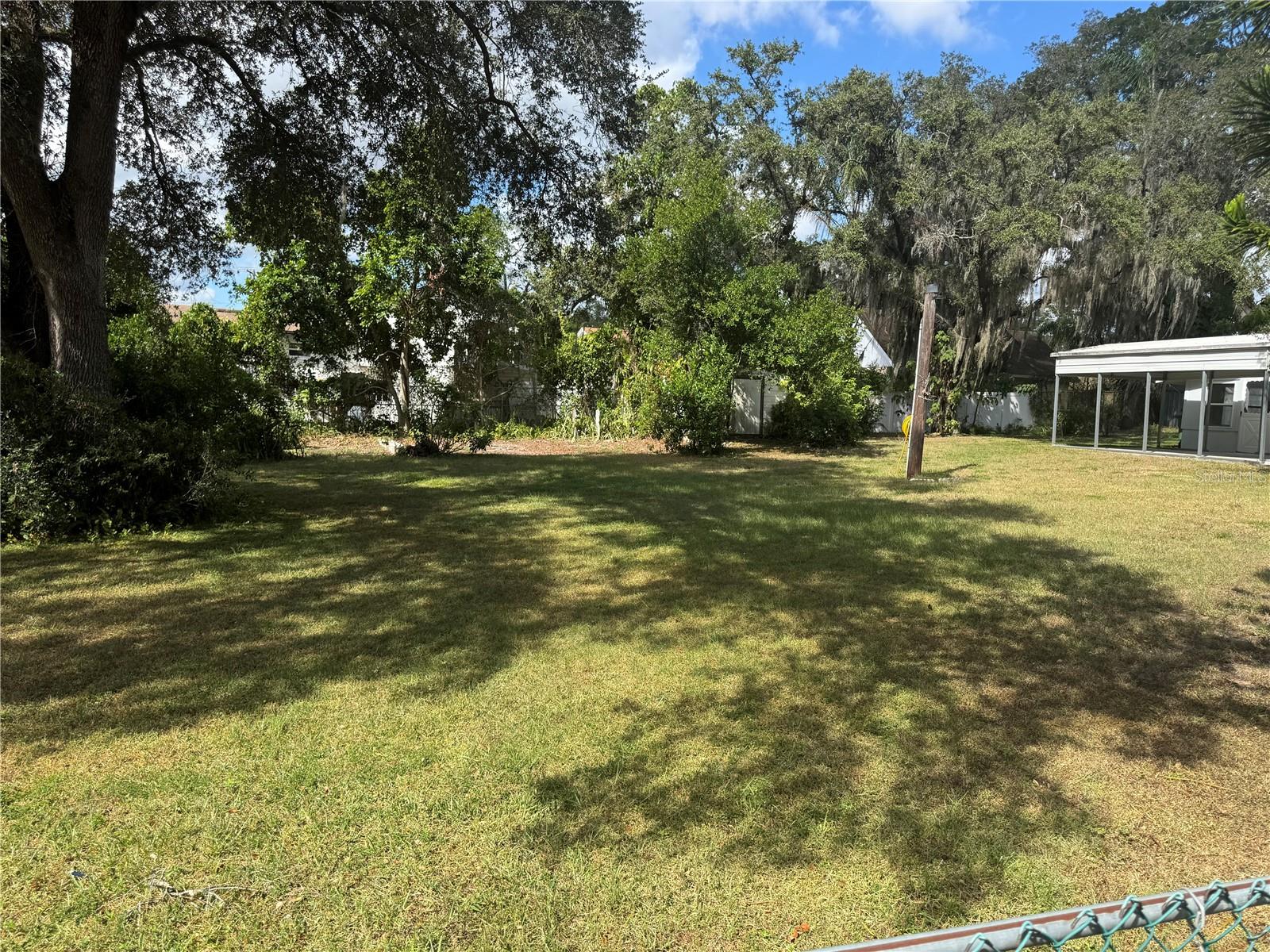 9614 N Hartts Dr Property Photo 1