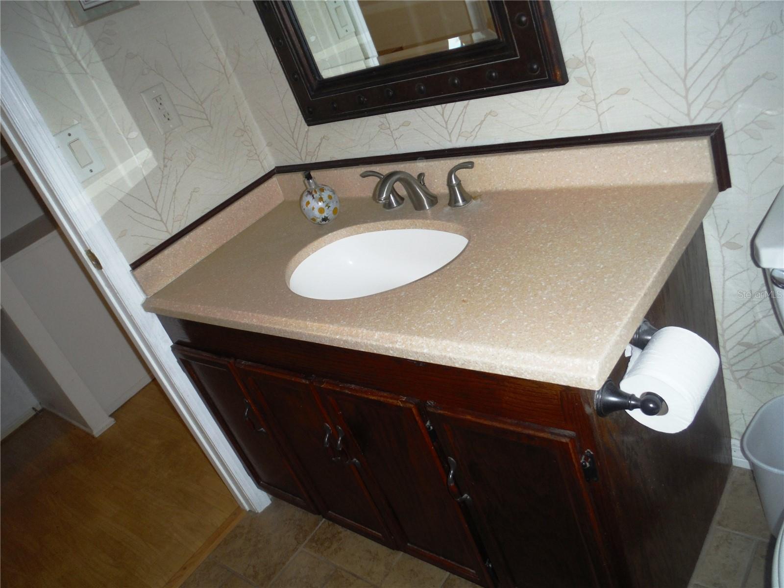 141 Forest Ln #13 Property Photo 12