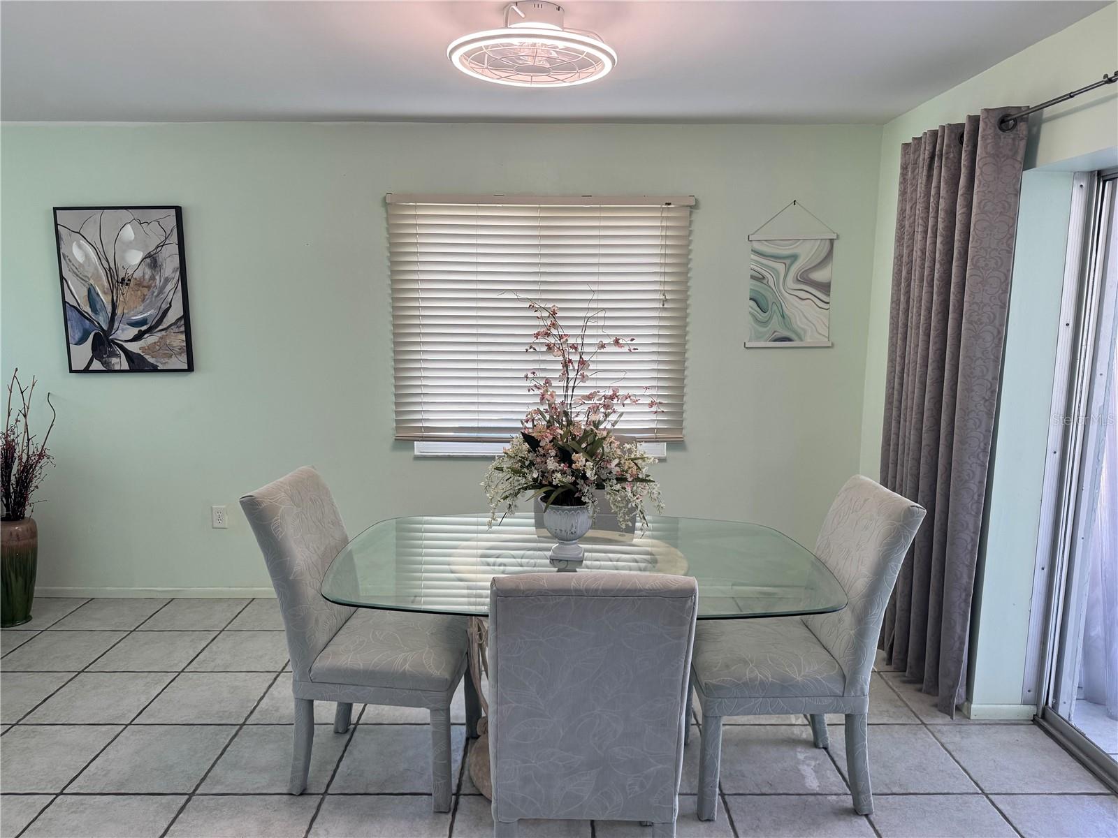 1048 Porpoise Rd Property Photo 6
