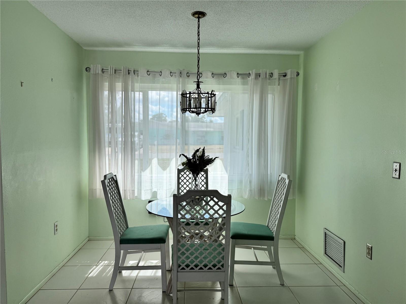 1048 Porpoise Rd Property Photo 13