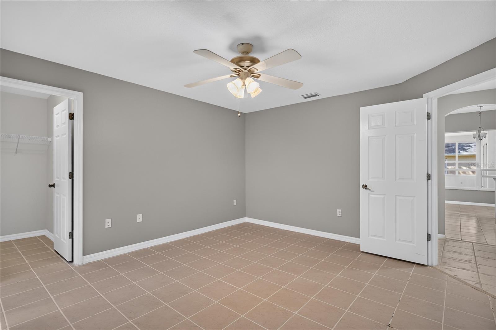 2243 Eagle Bluff Dr Property Photo 32