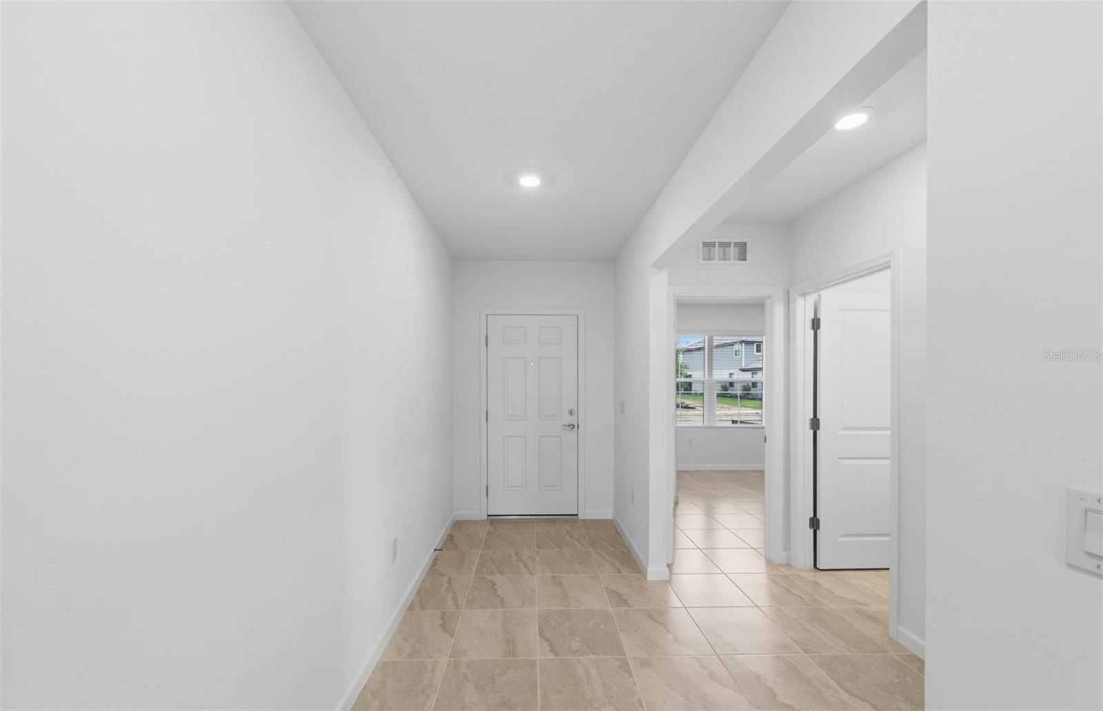 10779 Sun Drop St Property Photo 4
