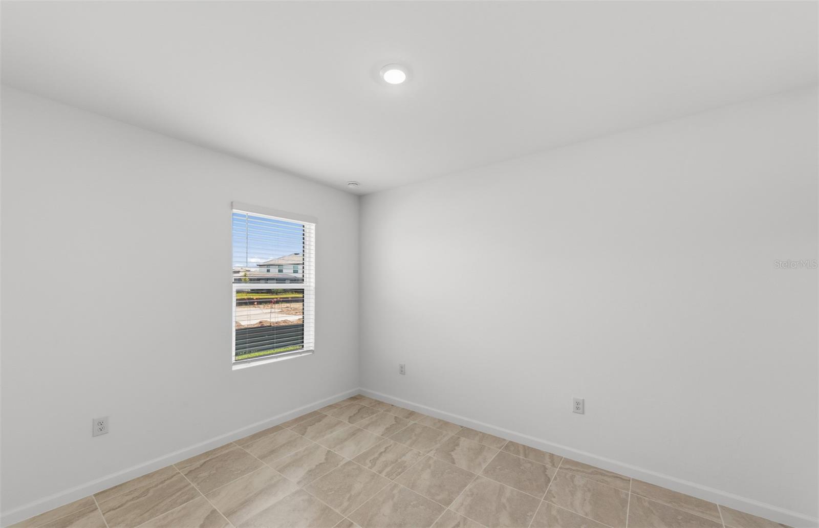 10779 Sun Drop St Property Photo 8