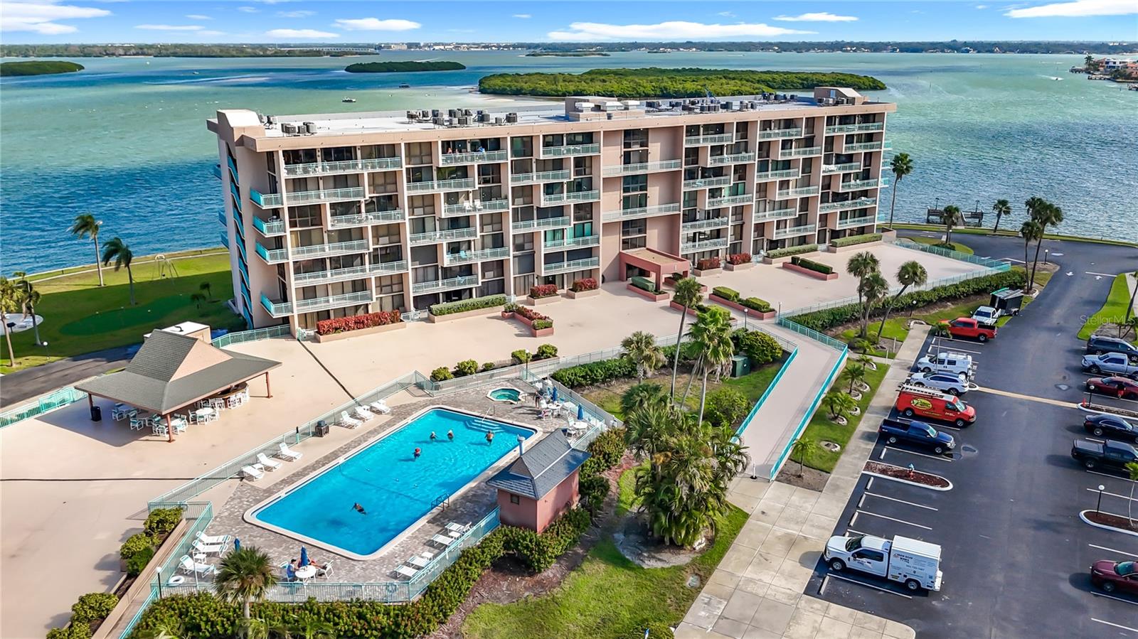 1 Key Capri #201e Property Photo 2