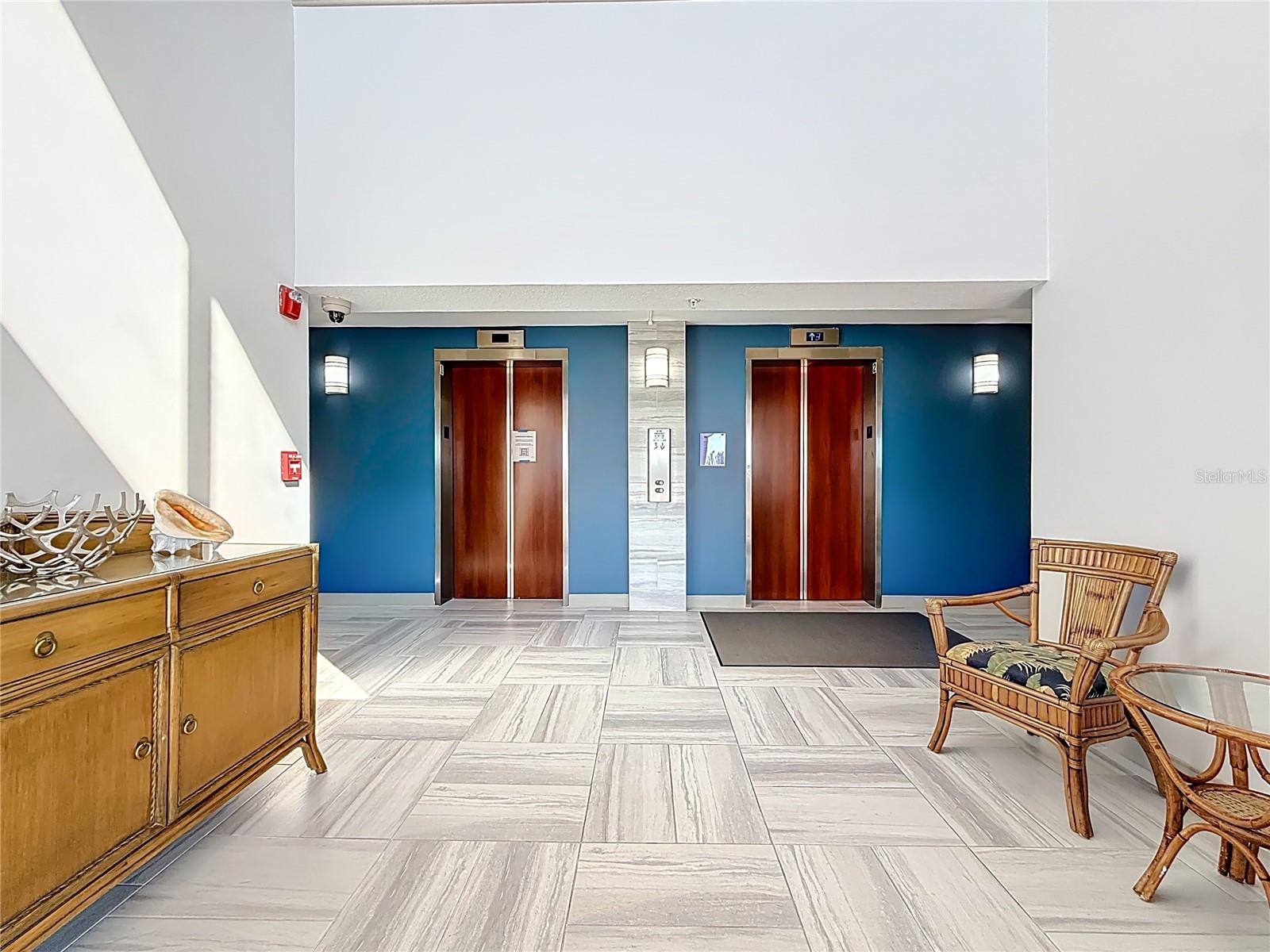 1 Key Capri #201e Property Photo 11