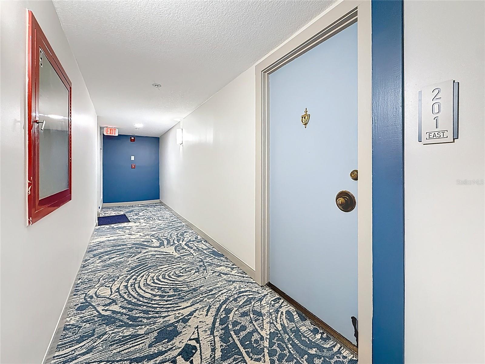 1 Key Capri #201e Property Photo 13