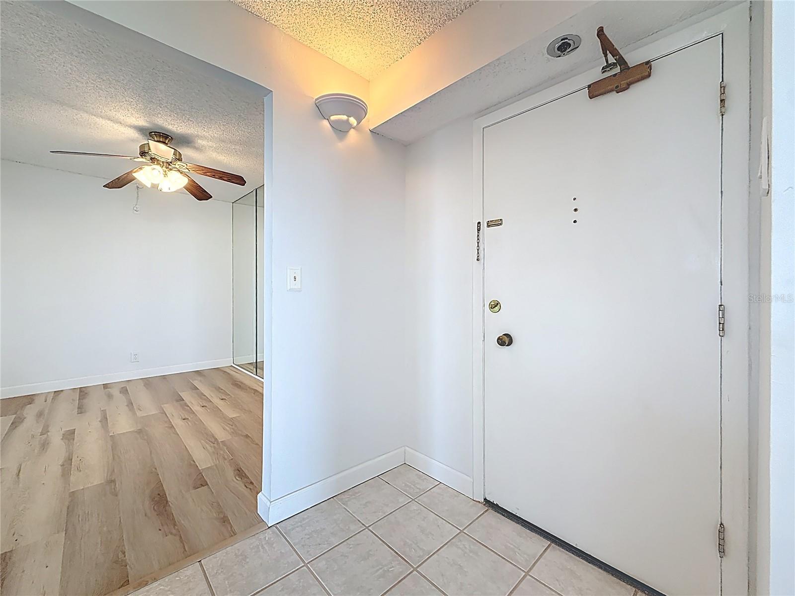 1 Key Capri #201e Property Photo 15