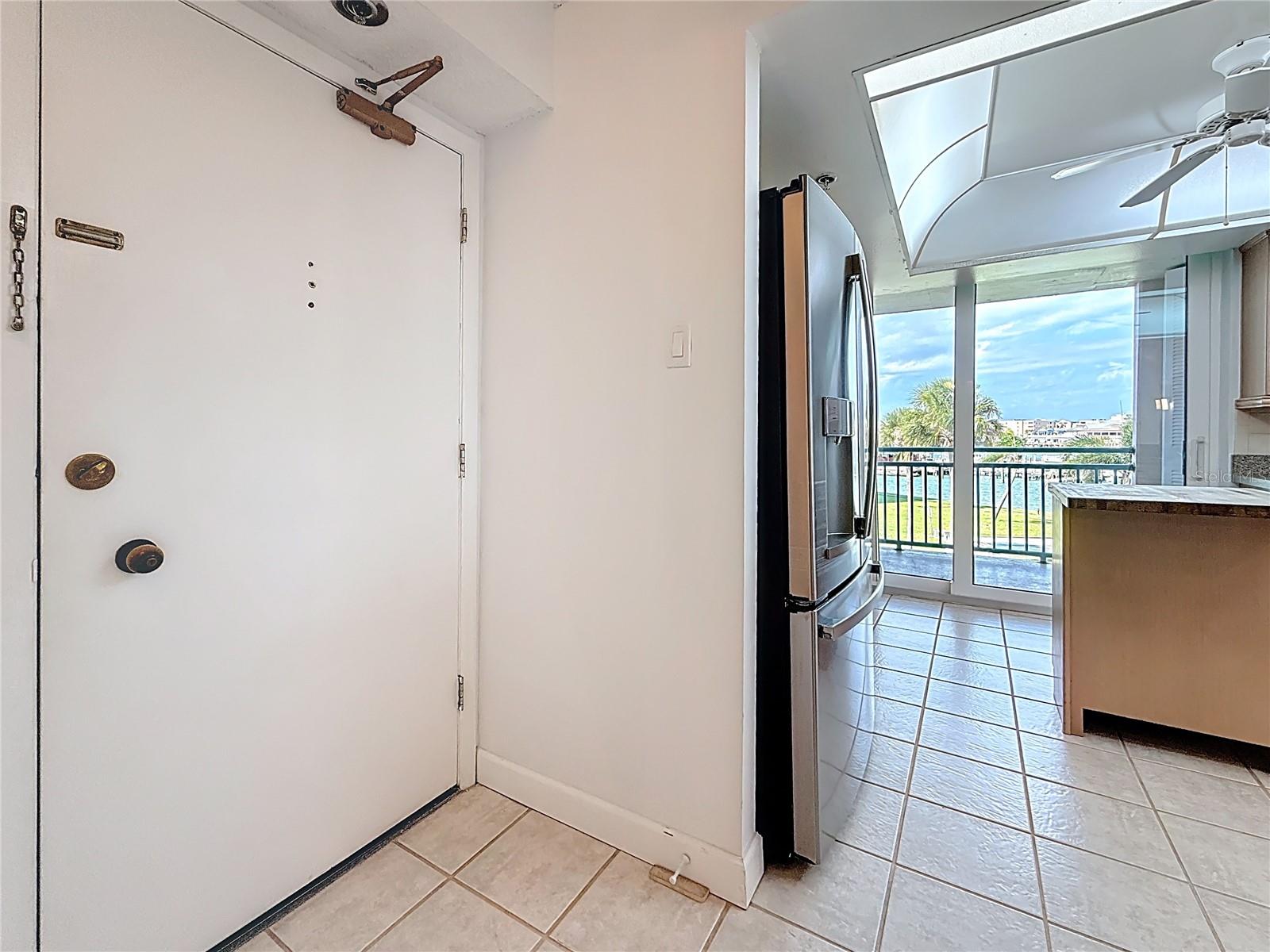 1 Key Capri #201e Property Photo 16