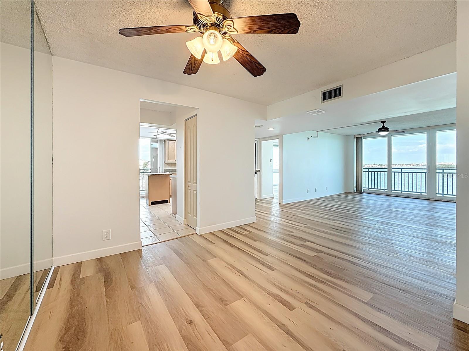 1 Key Capri #201e Property Photo 32