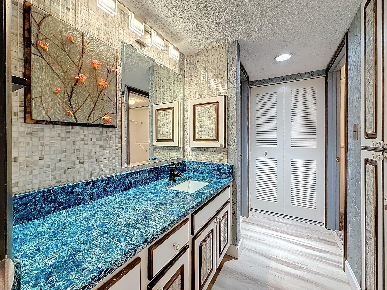 1 Key Capri #201e Property Photo 58