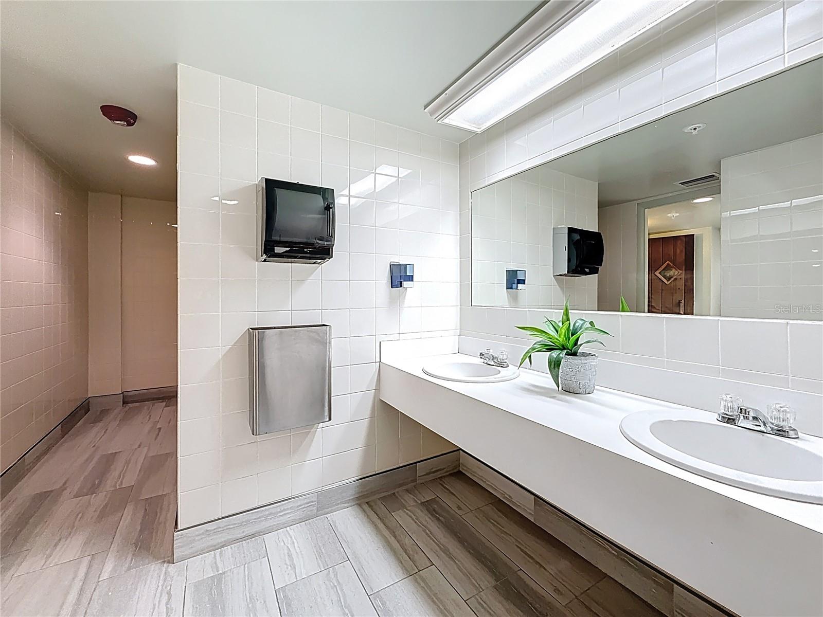 1 Key Capri #201e Property Photo 73