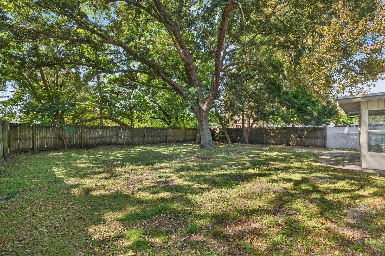 11015 Martha Ave Property Photo 24