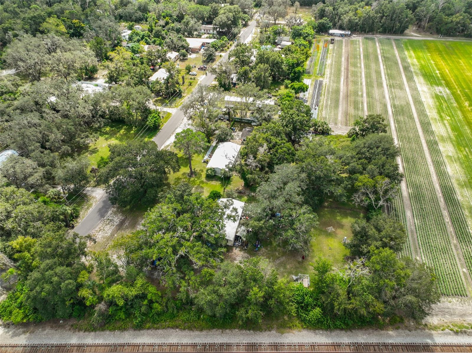 1329 Wilkinson Dr Property Photo 12