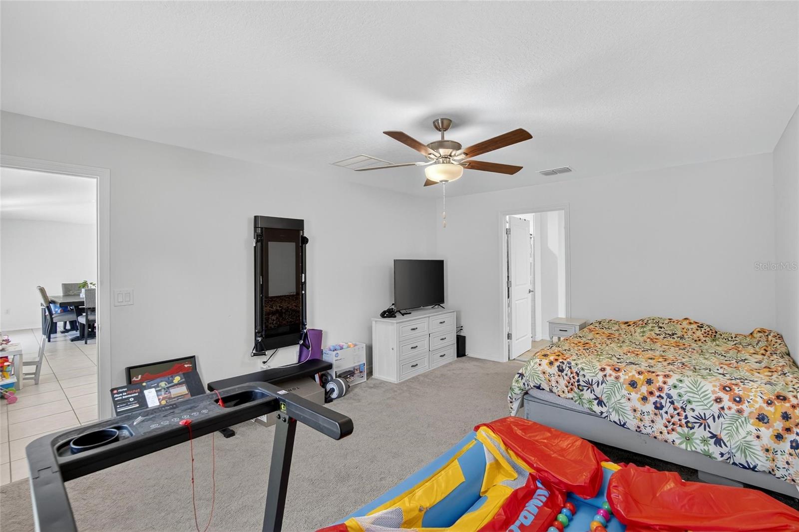 1748 Red Loop Property Photo 19