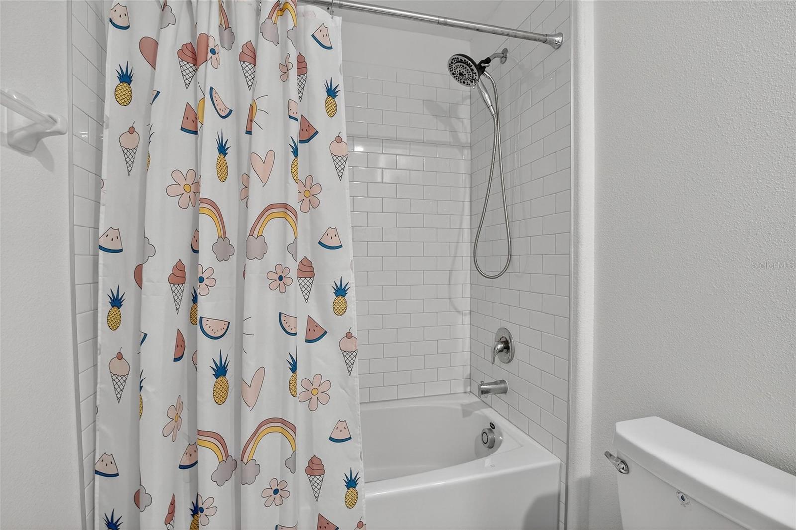 1748 Red Loop Property Photo 27