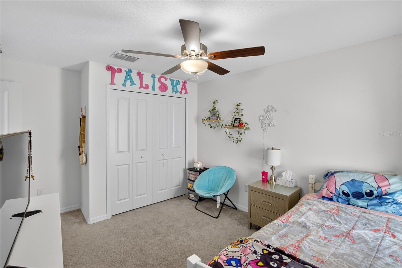 1748 Red Loop Property Photo 33