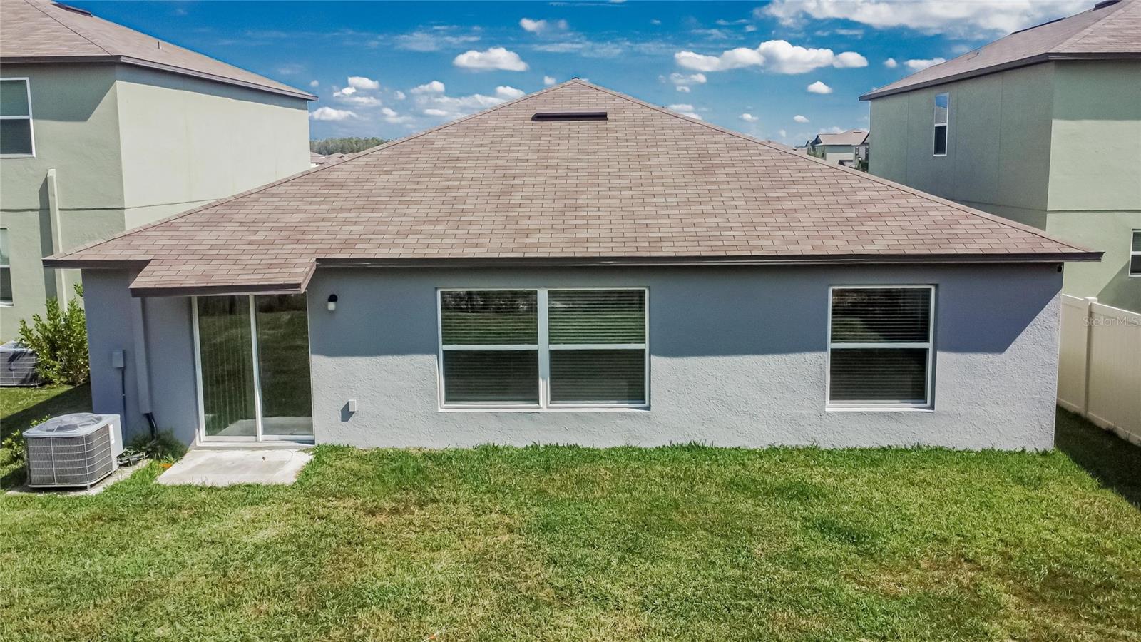 1748 Red Loop Property Photo 34