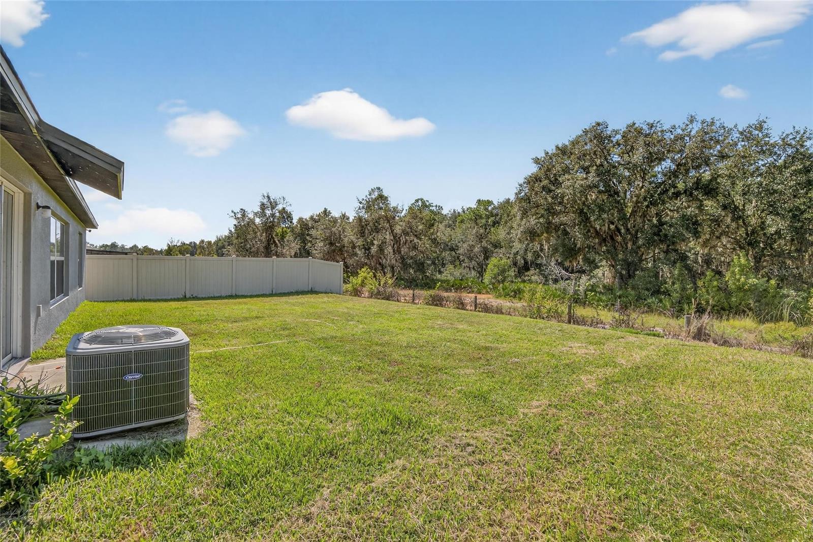1748 Red Loop Property Photo 38