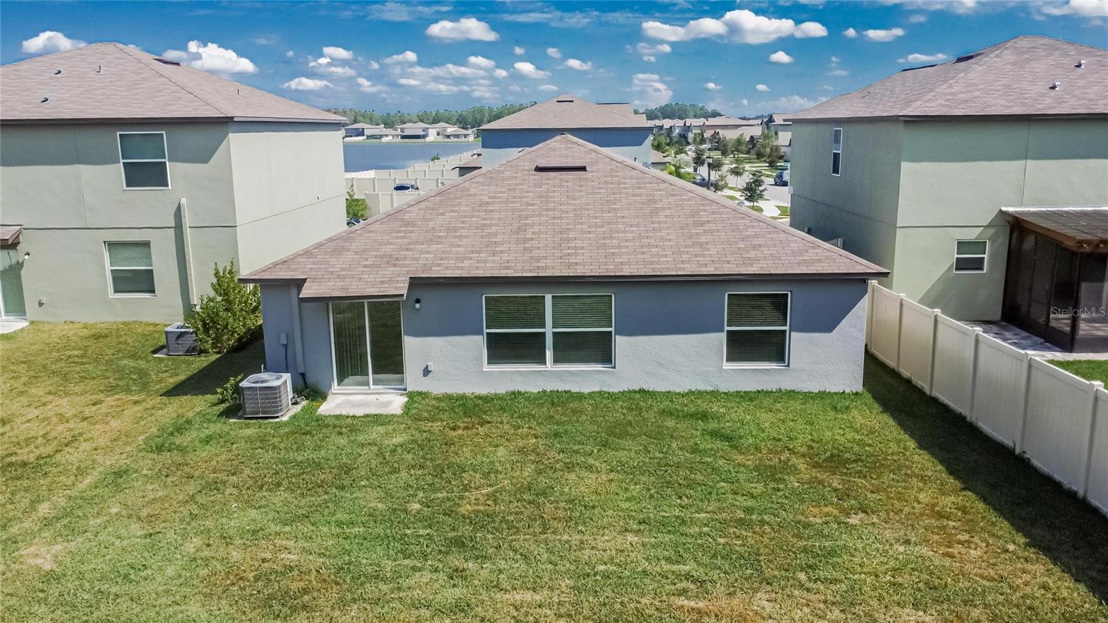 1748 Red Loop Property Photo 42