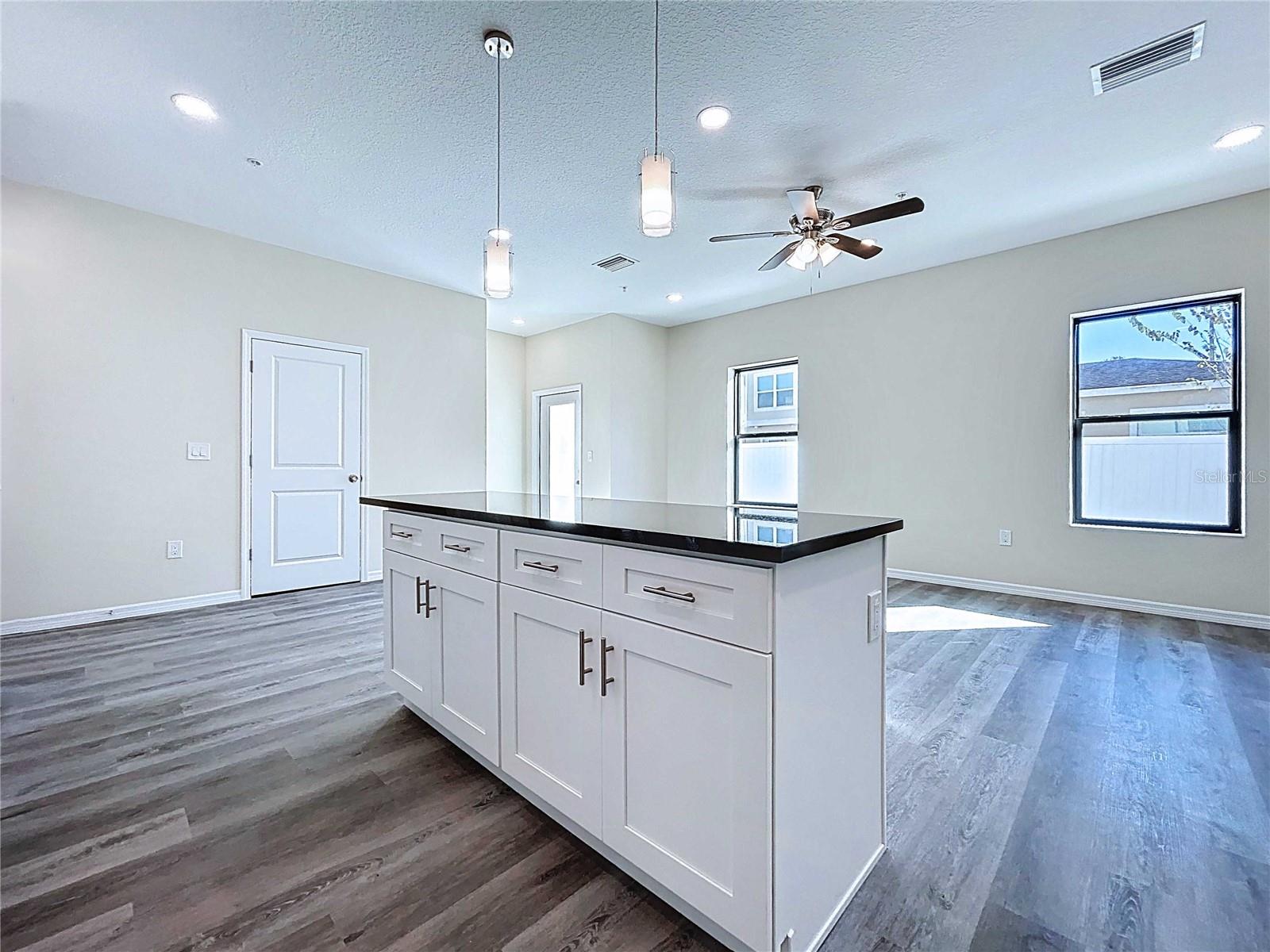 4368 Cambio Gardens Court Property Photo 12