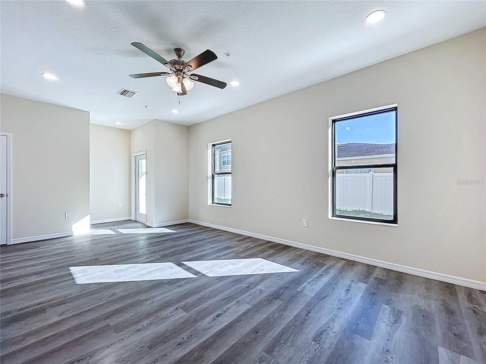 4368 Cambio Gardens Court Property Photo 34
