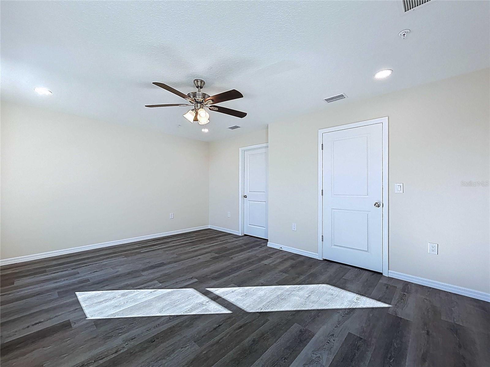 4368 Cambio Gardens Court Property Photo 38