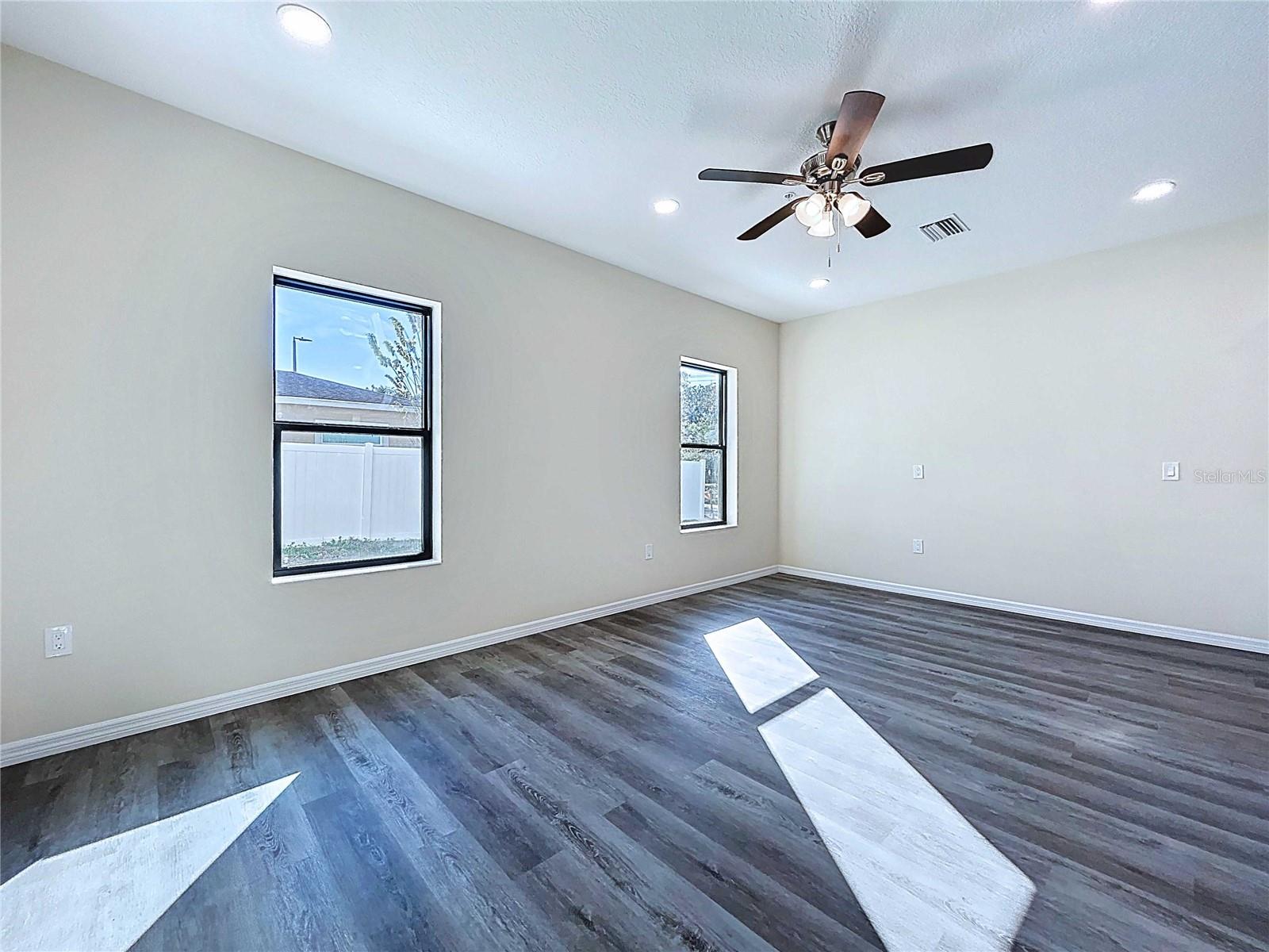 4370 Cambio Gardens Court Property Photo 14