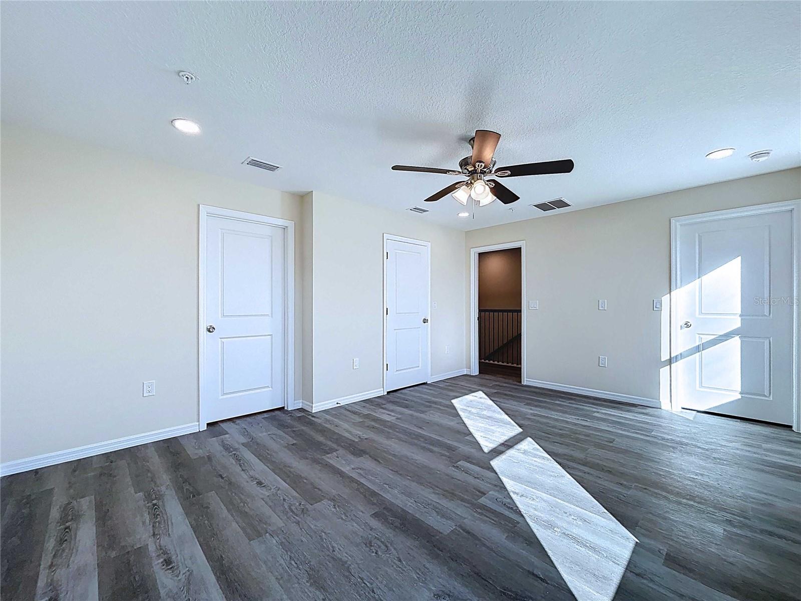 4370 Cambio Gardens Court Property Photo 34