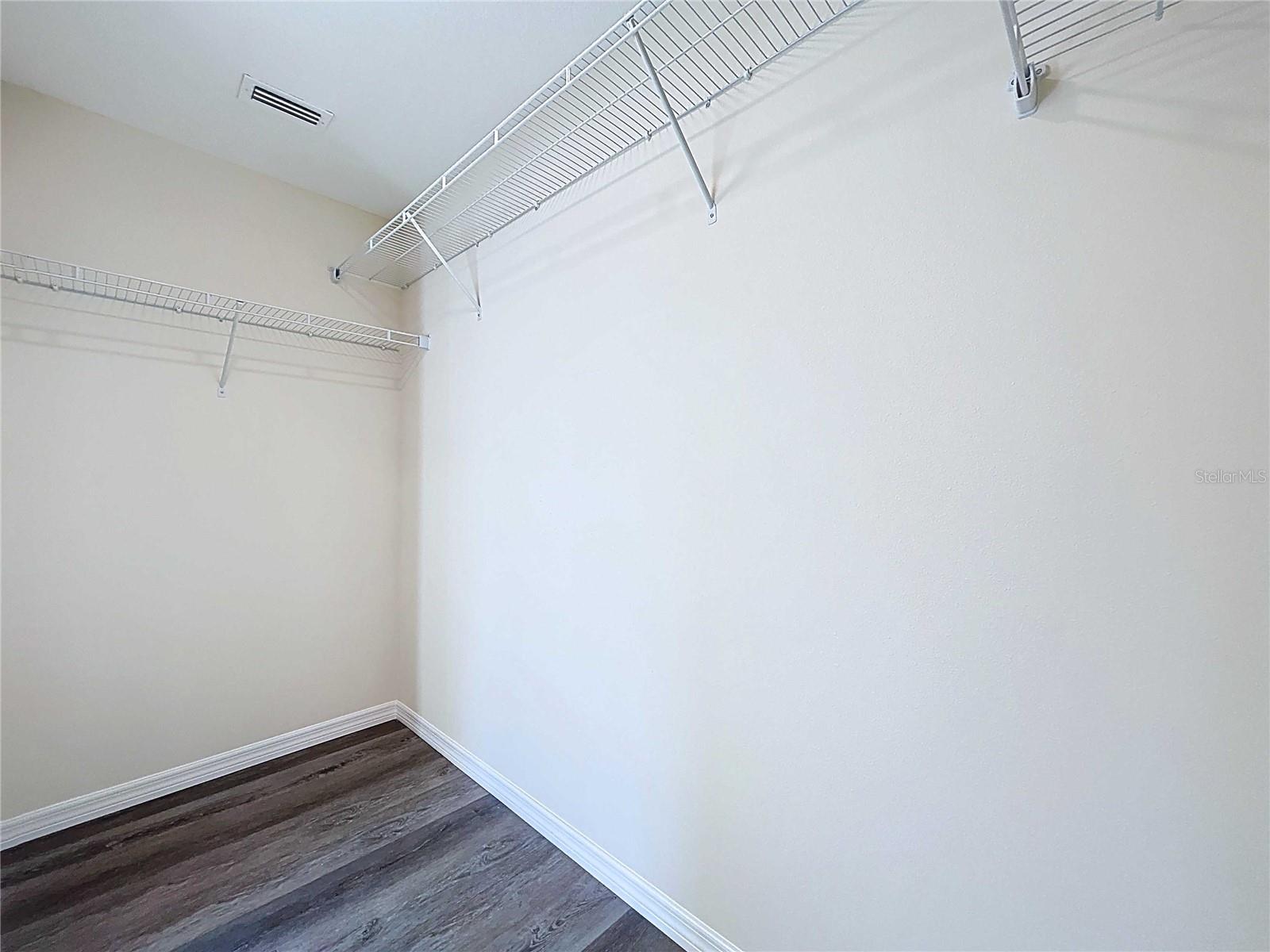 4370 Cambio Gardens Court Property Photo 41
