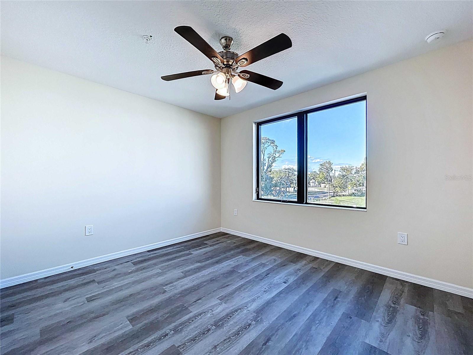 4370 Cambio Gardens Court Property Photo 49