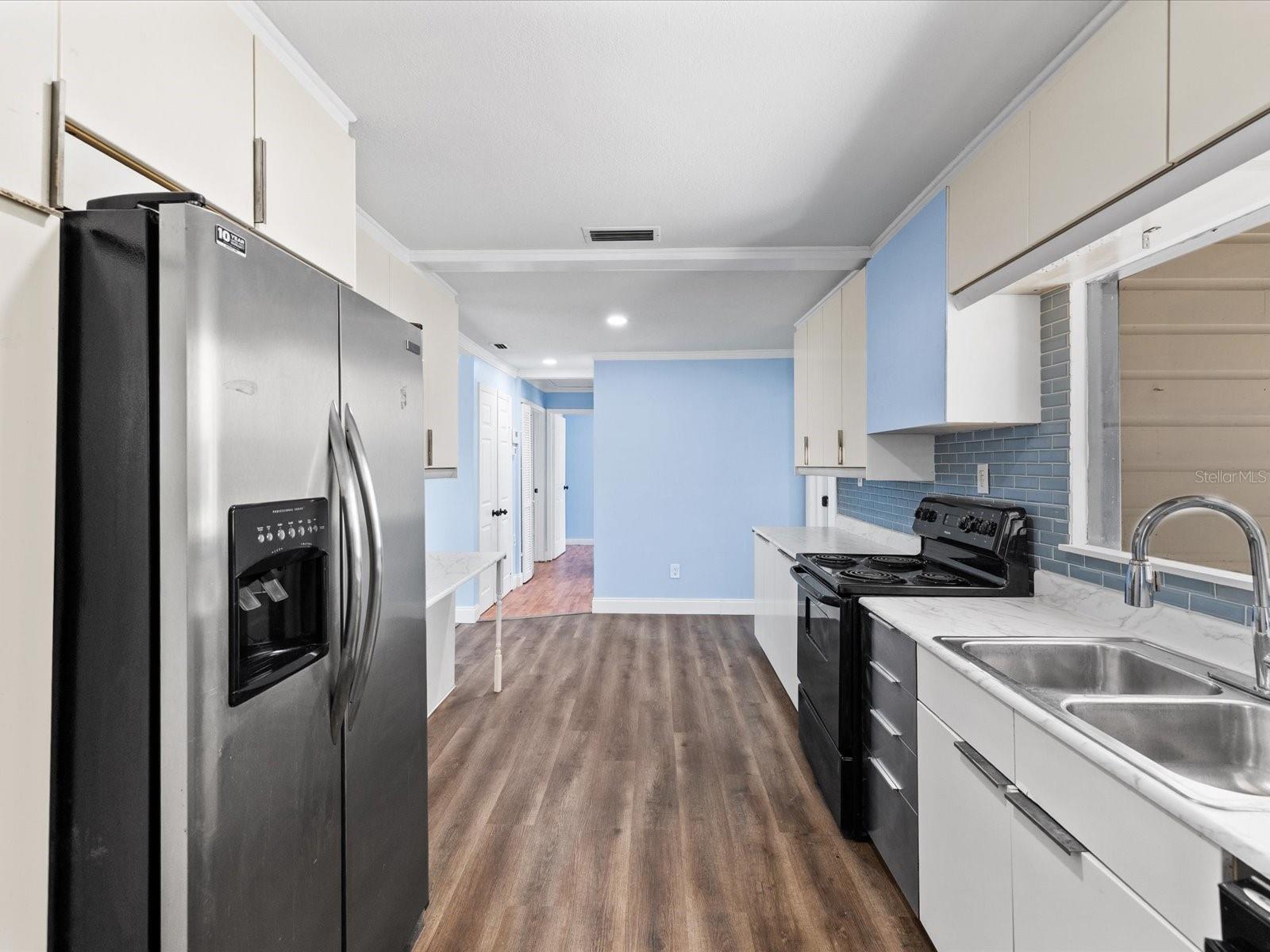 10703 Williams Rd Property Photo 9