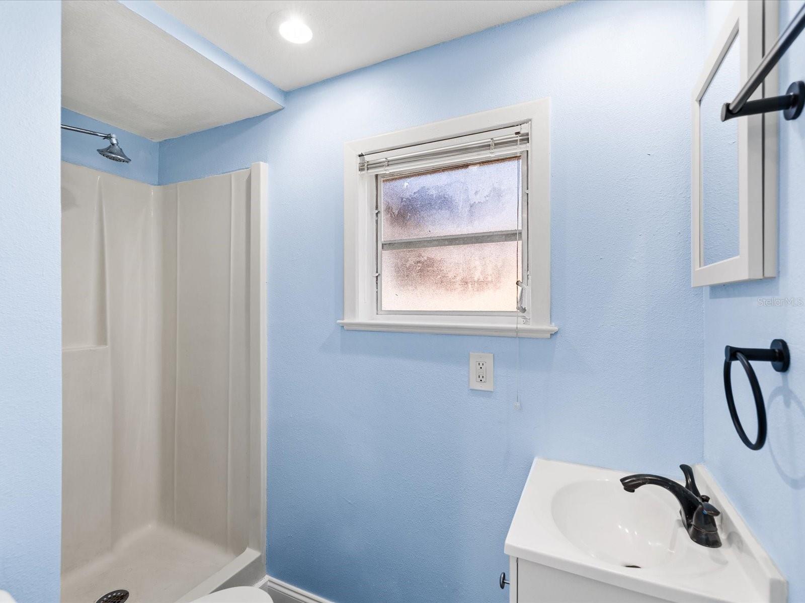 10703 Williams Rd Property Photo 10