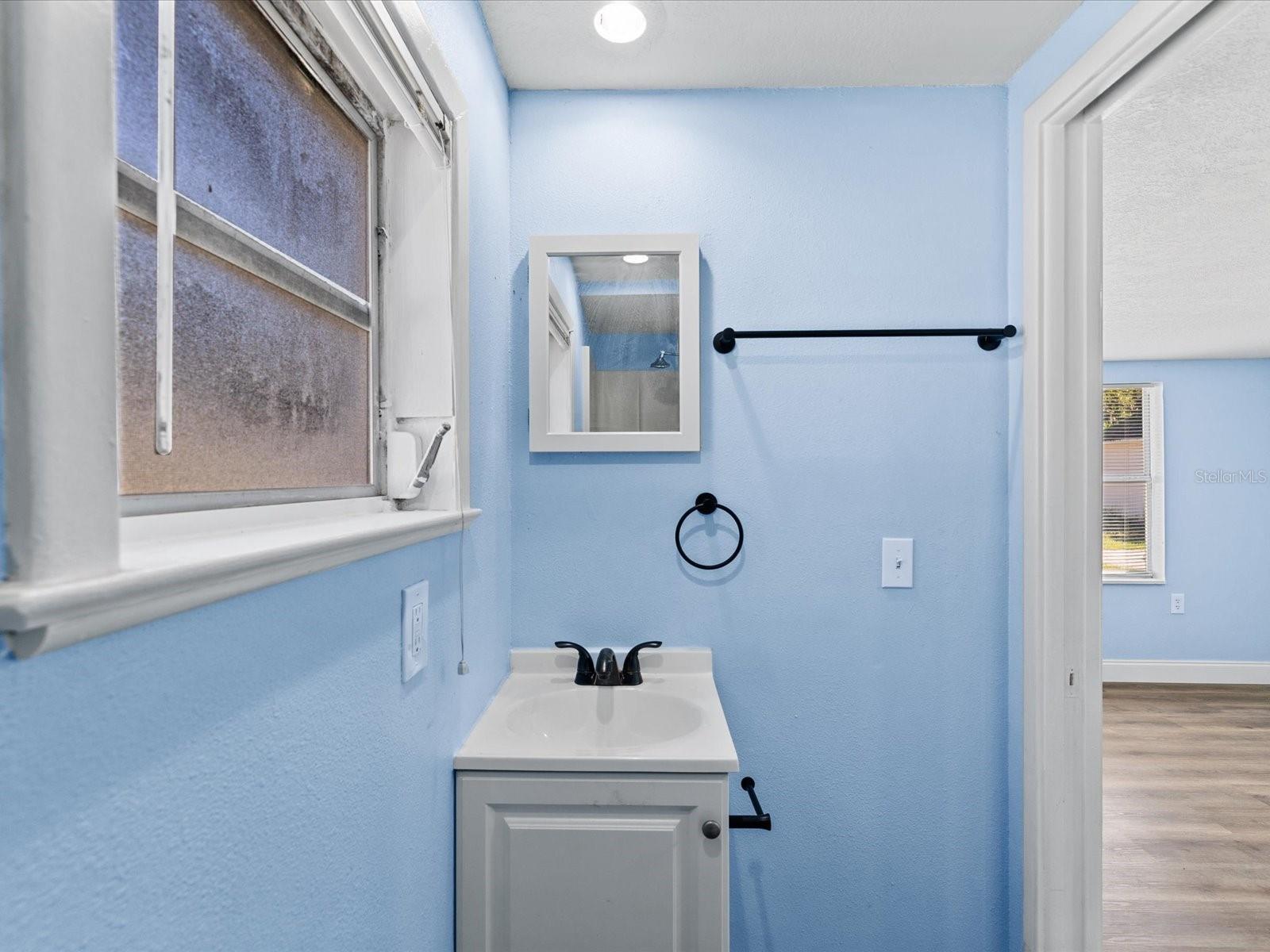 10703 Williams Rd Property Photo 11