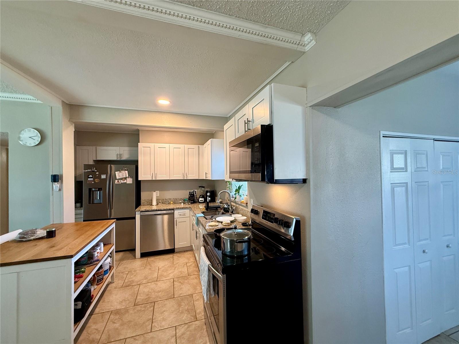 1604 Crystal Ct E Property Photo 9
