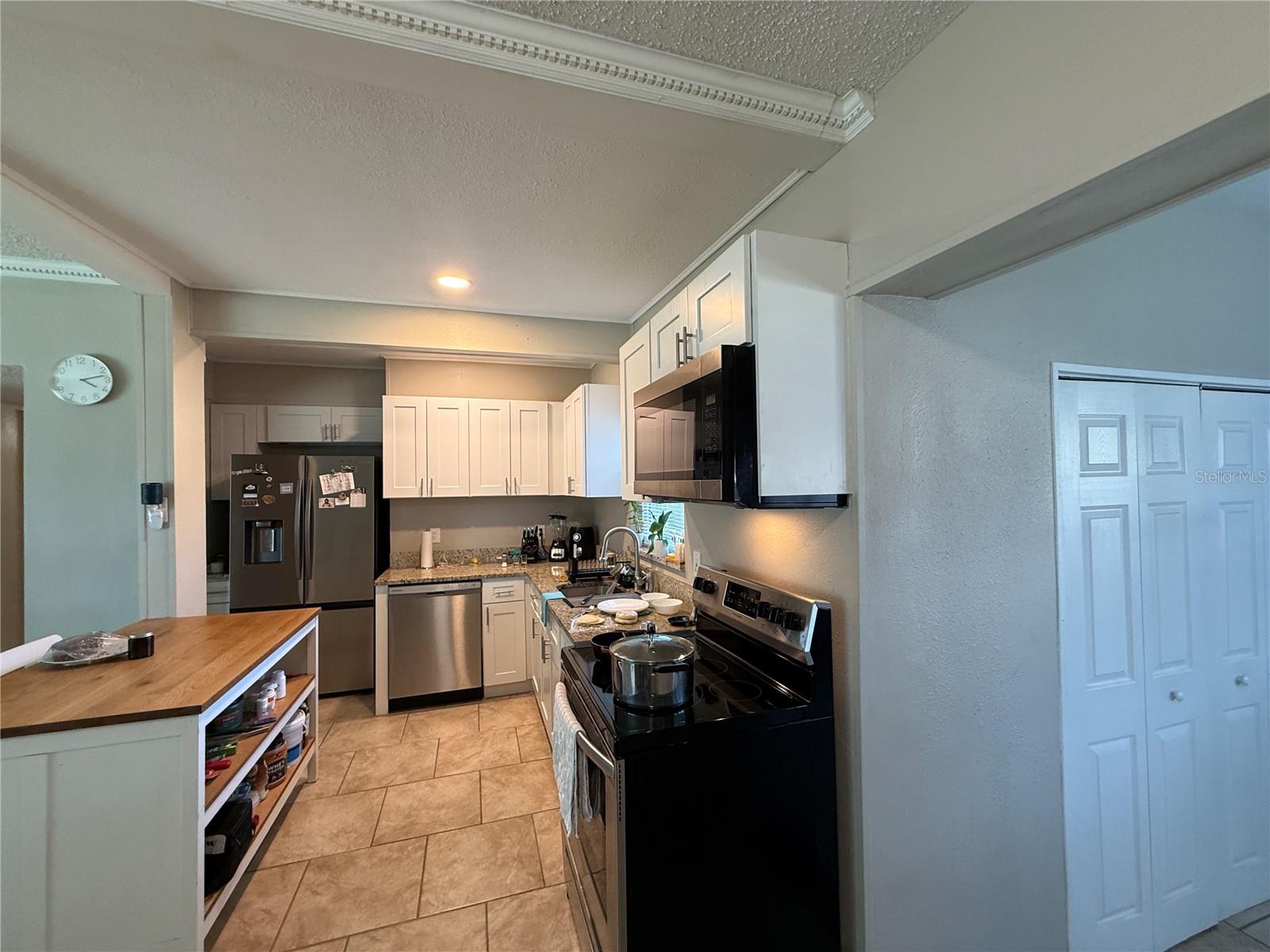 1604 Crystal Ct E Property Photo 11