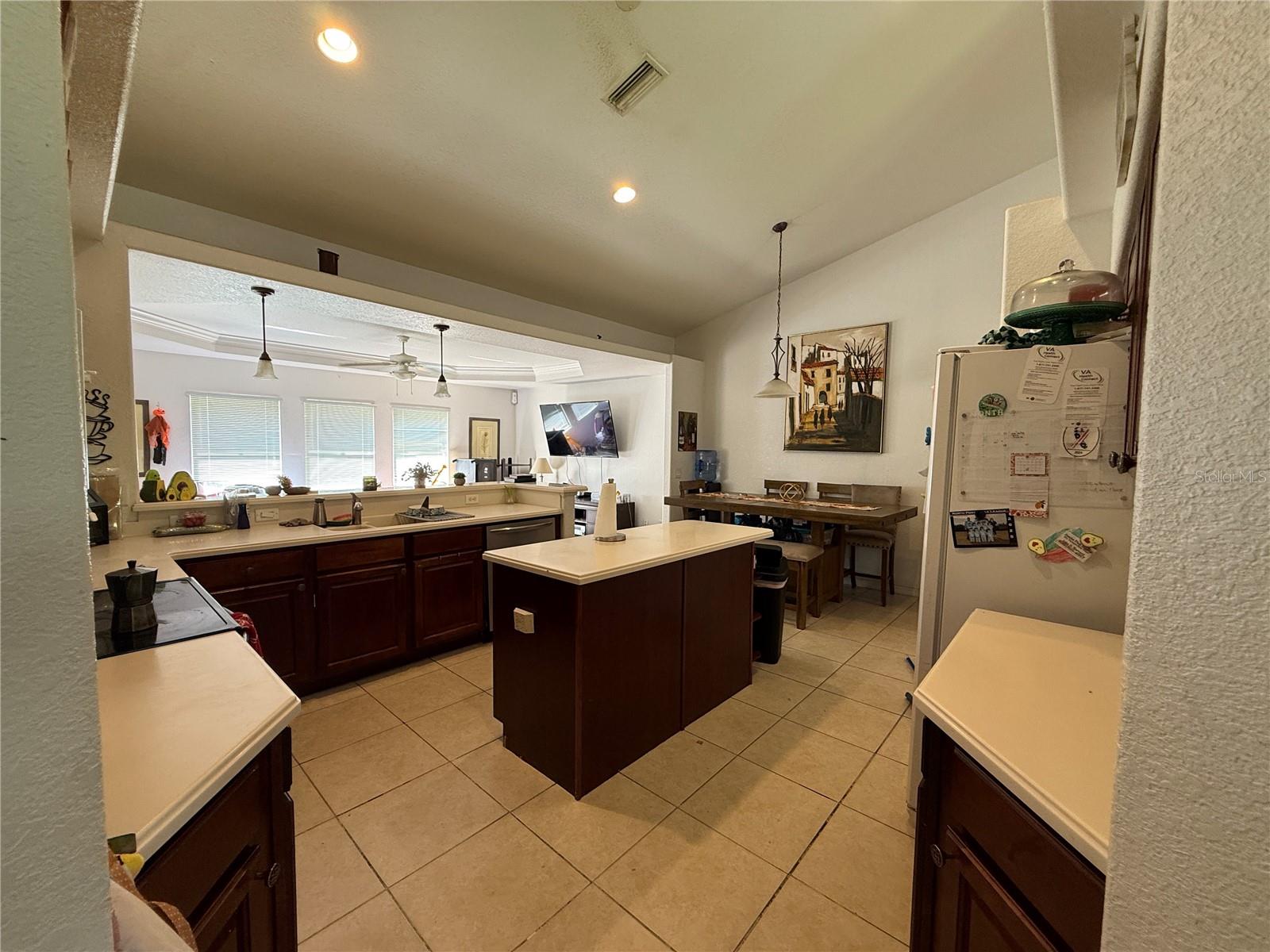 4619 Italy Ave Property Photo 8