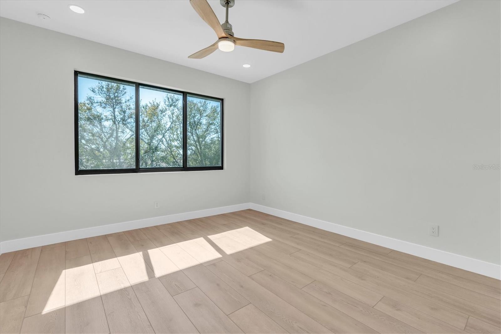 5966 Bayview Cir S Property Photo 41