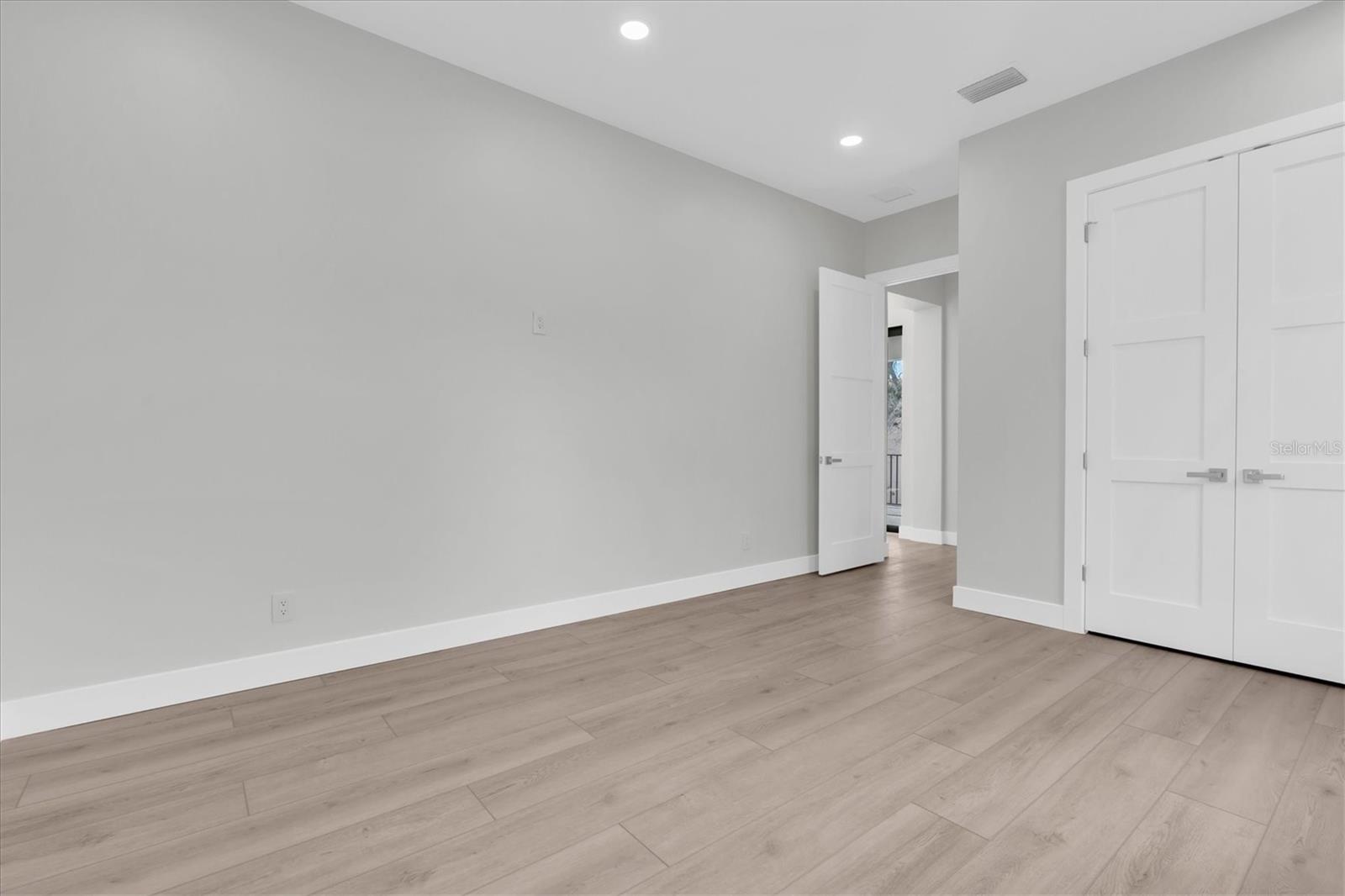 5966 Bayview Cir S Property Photo 45