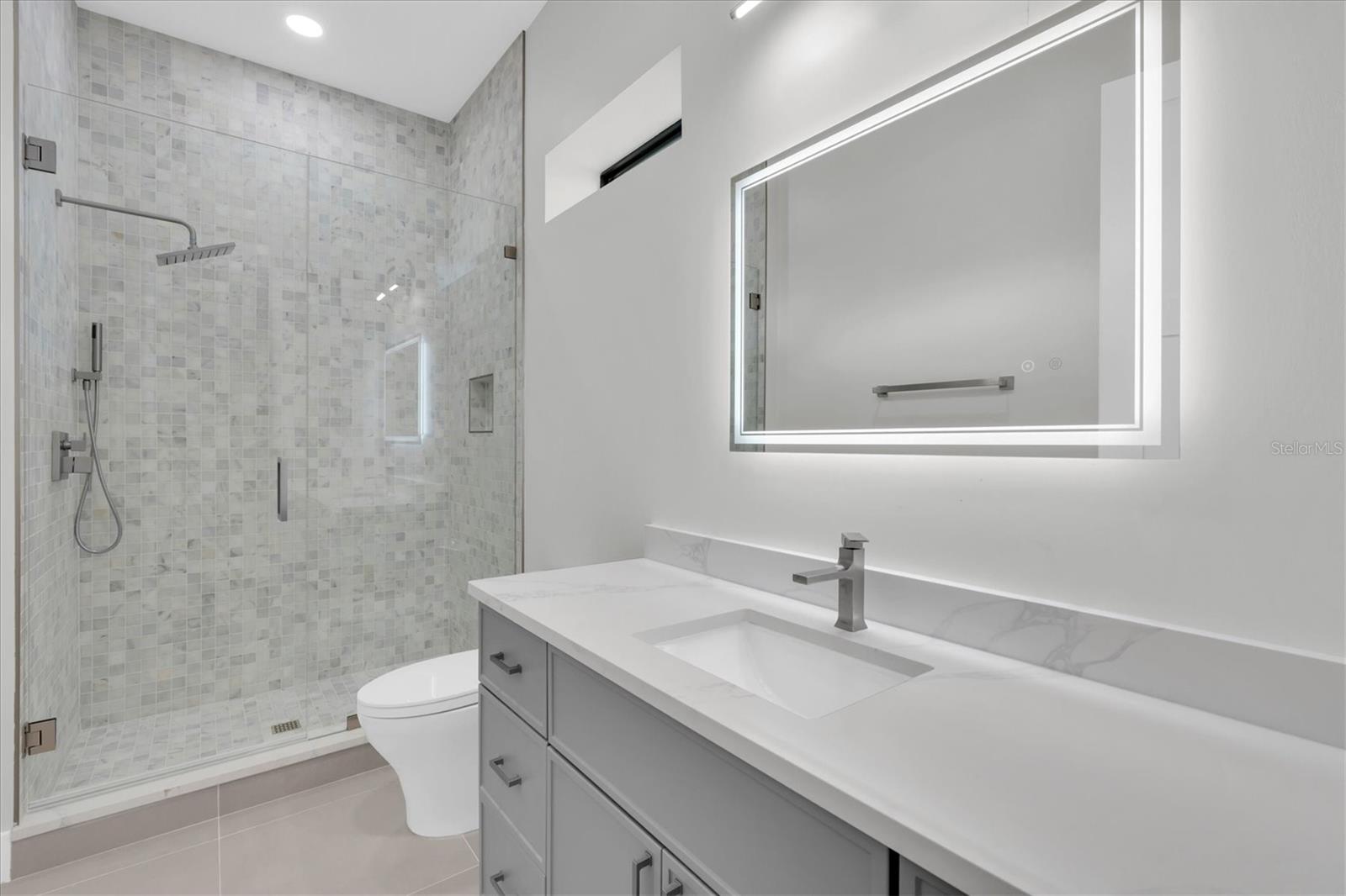 5966 Bayview Cir S Property Photo 46