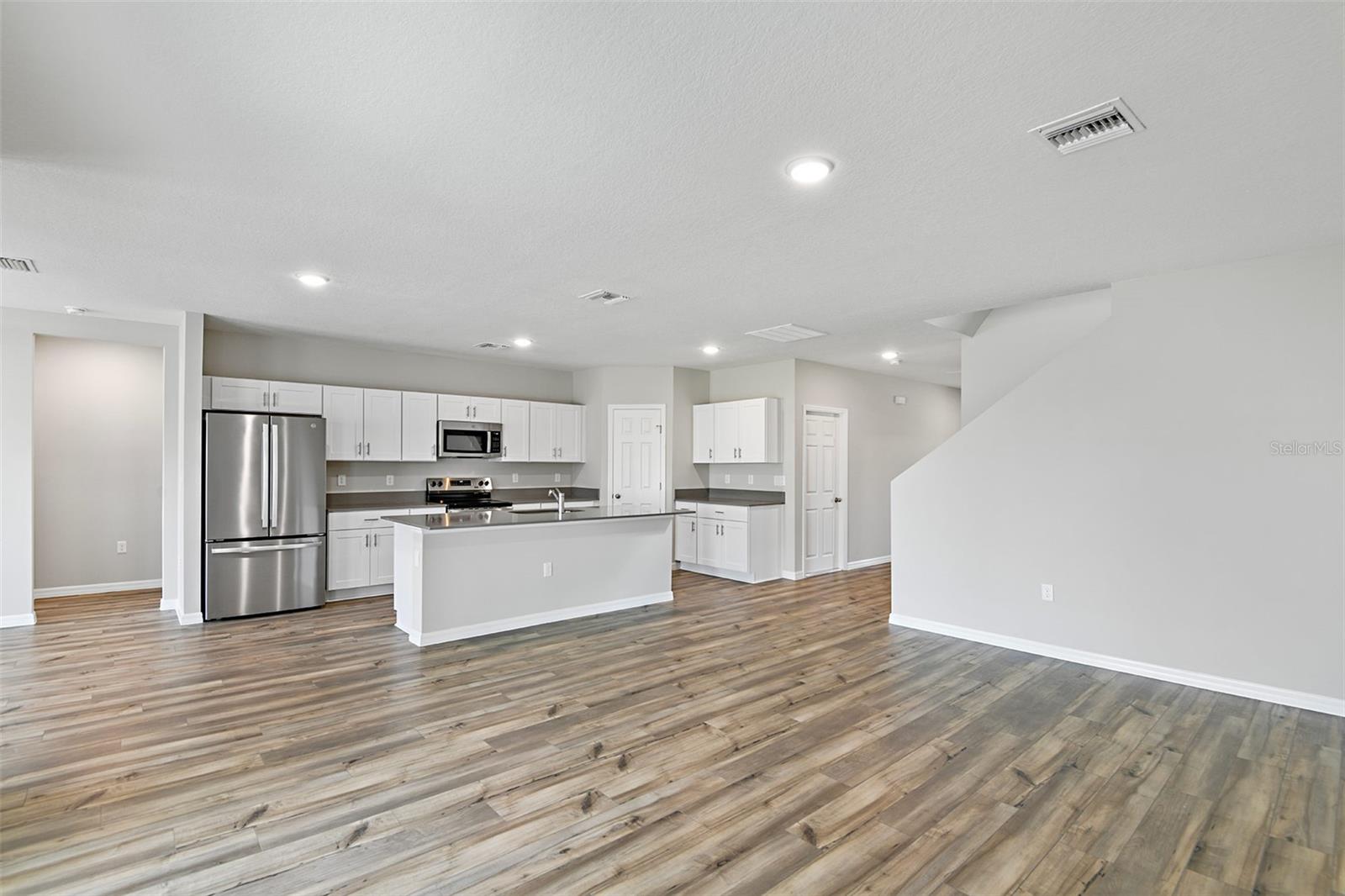 4385 Prairie Run Property Photo 4