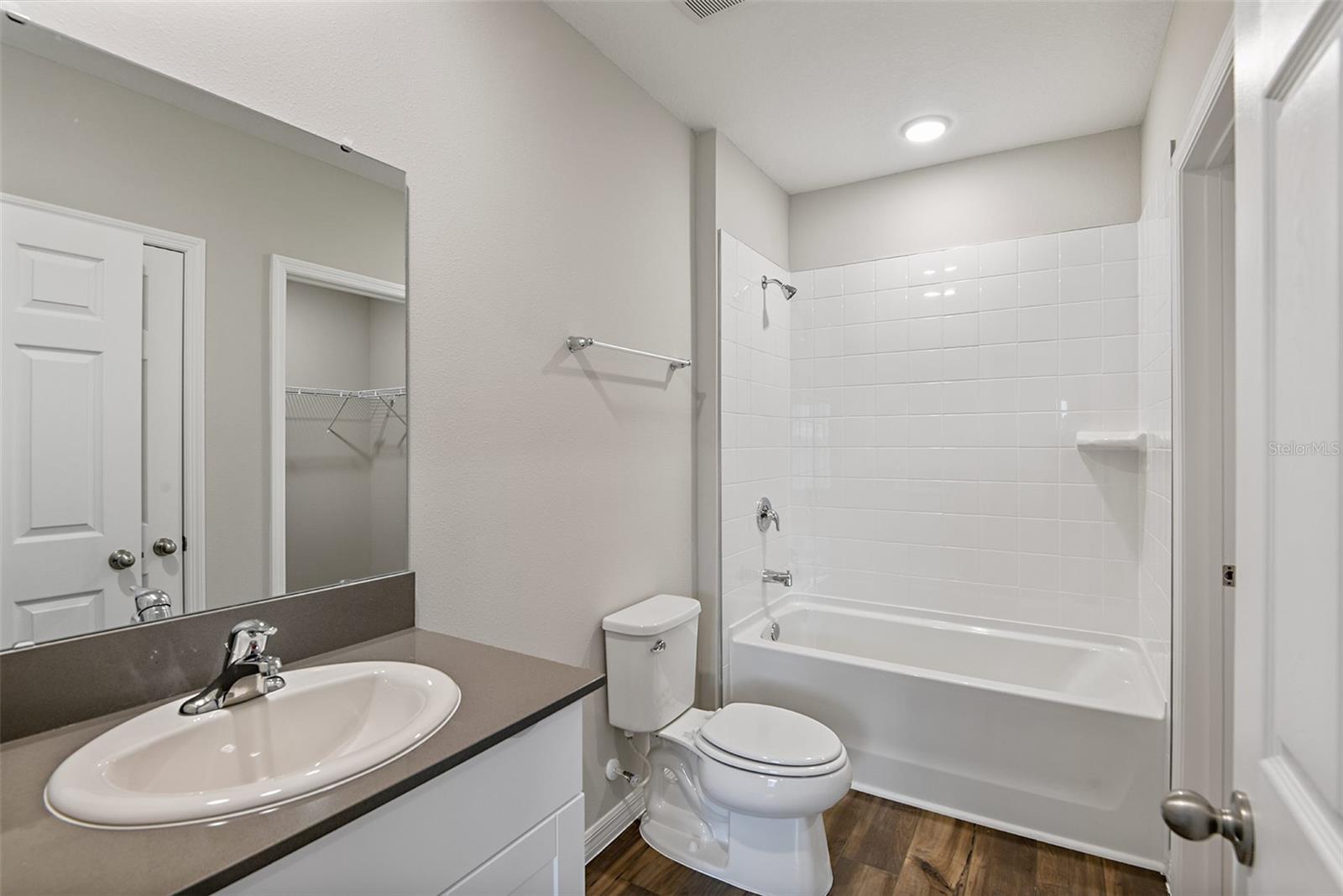 4385 Prairie Run Property Photo 13