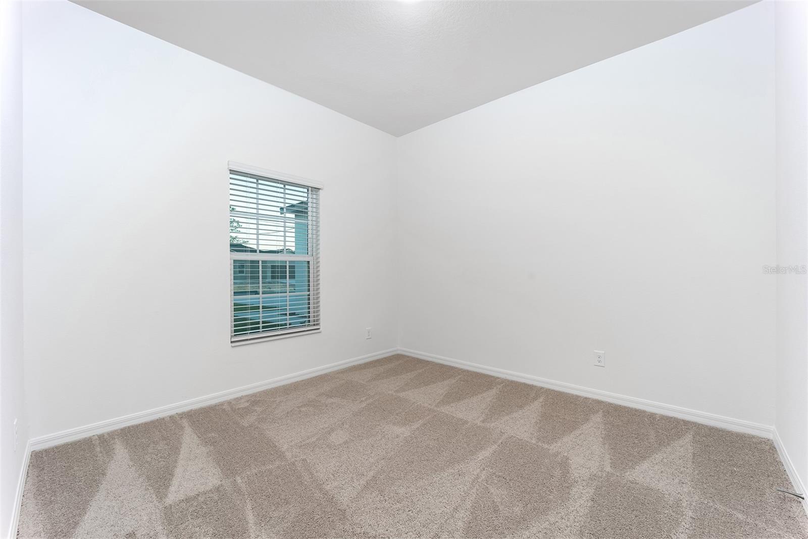 381 Amberjack Ct Property Photo 14