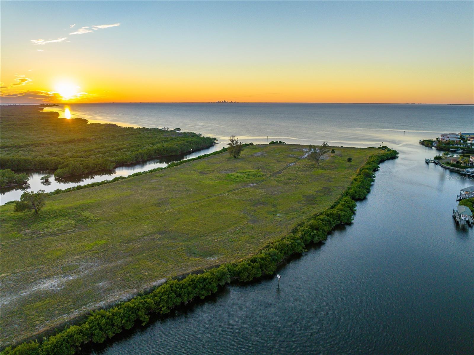 Lot 12 Hammock Bay Property Photo 4