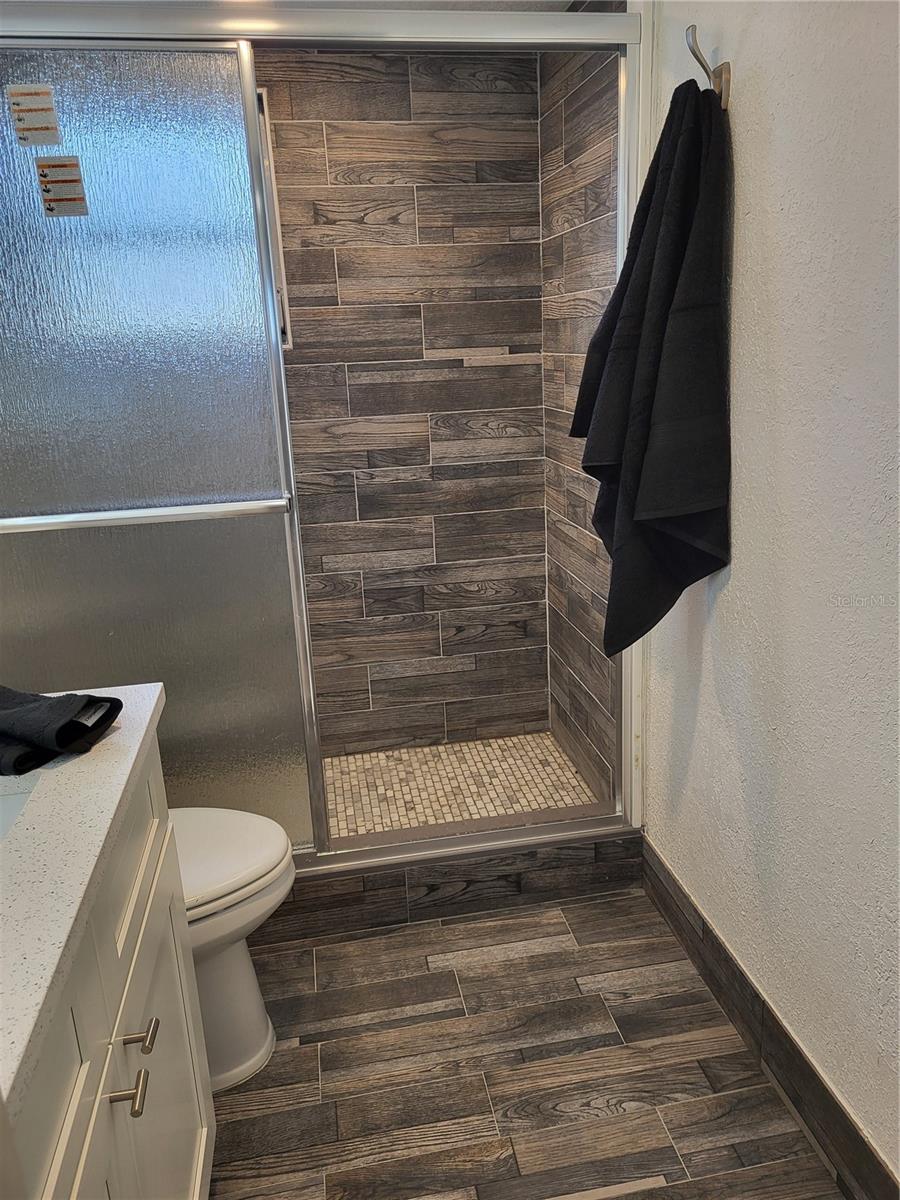 4650 Cove Cir #611 Property Photo 15
