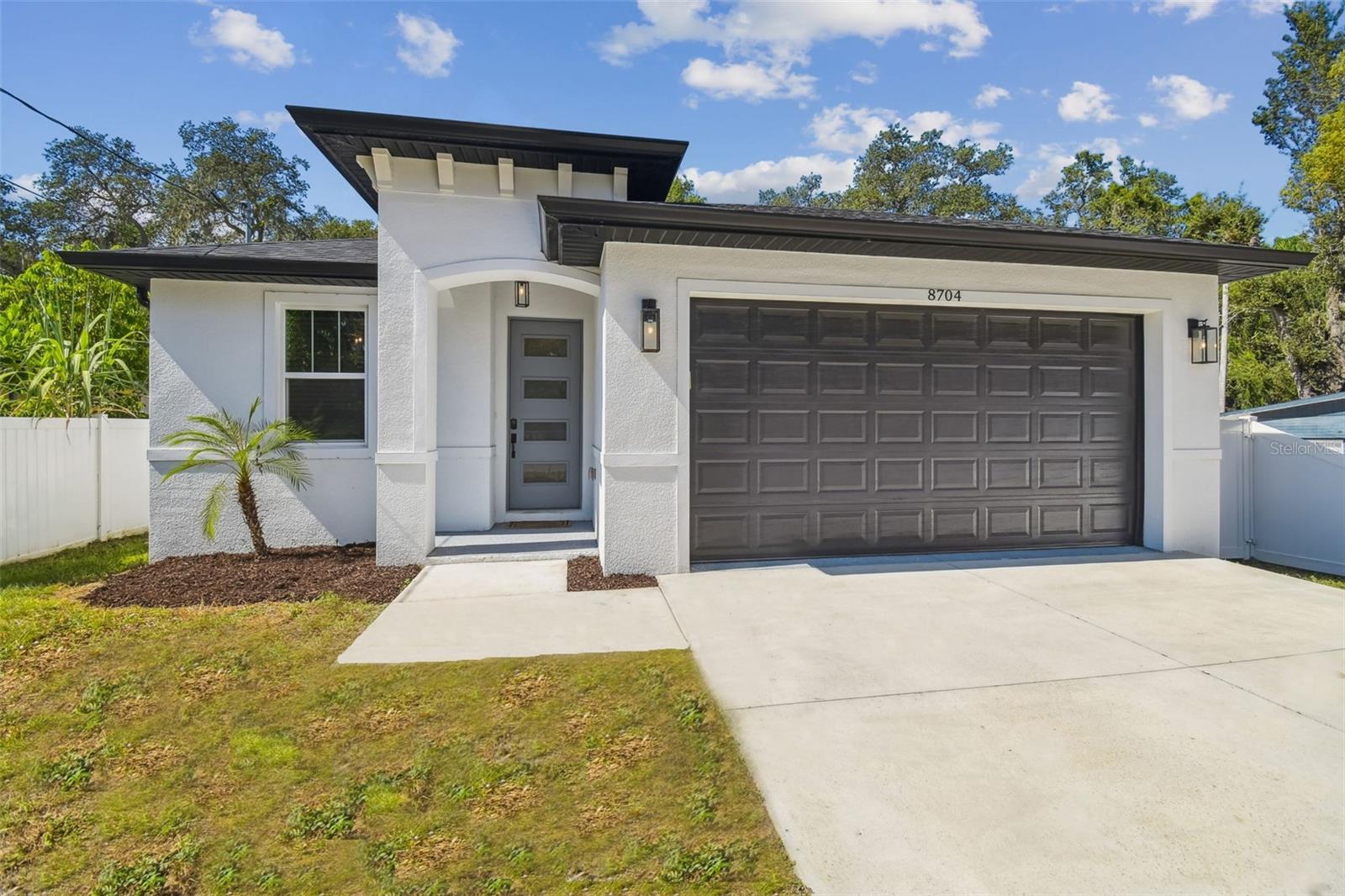 8704 N Otis Ave Property Photo 1