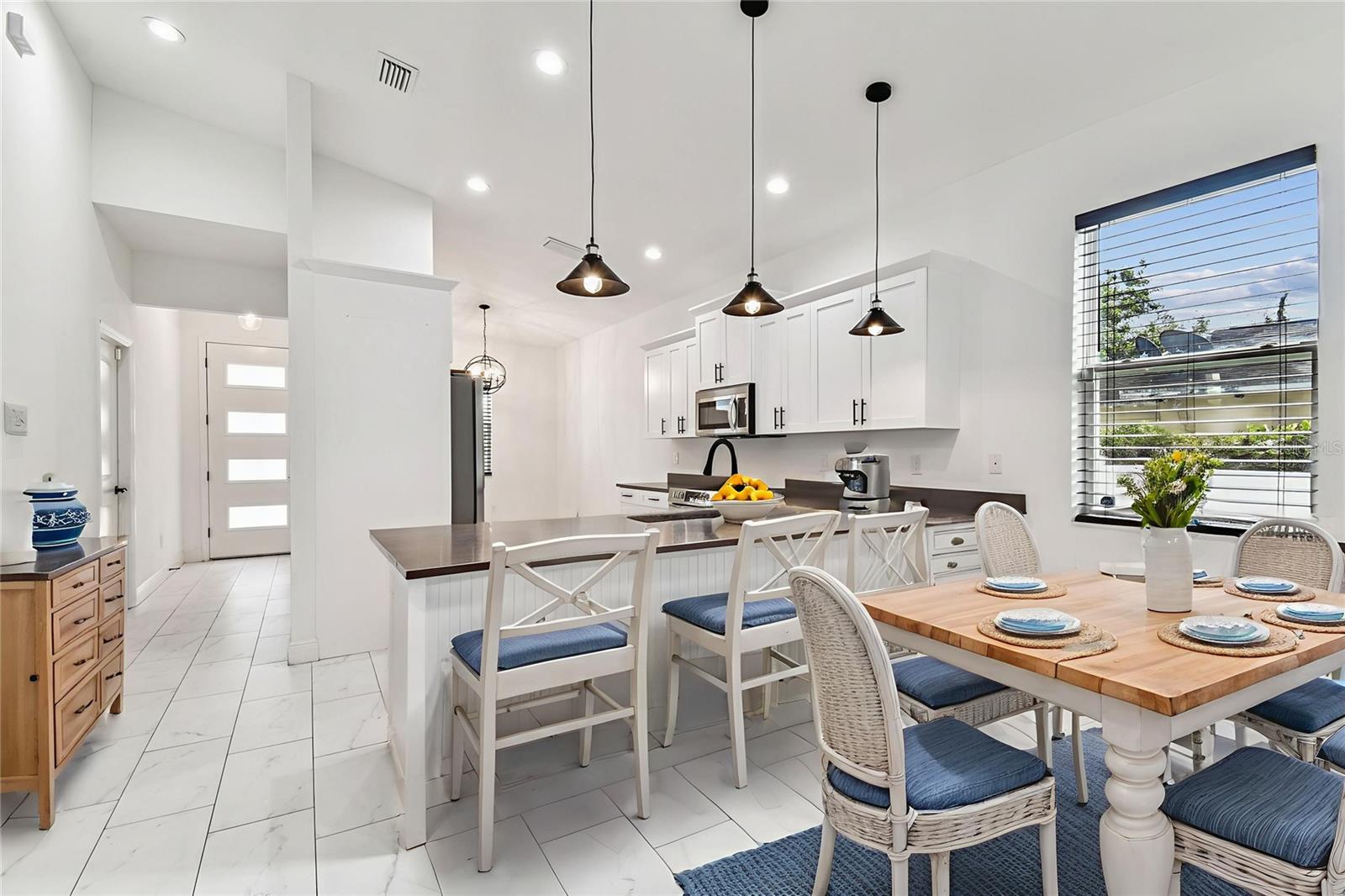 8704 N Otis Ave Property Photo 3