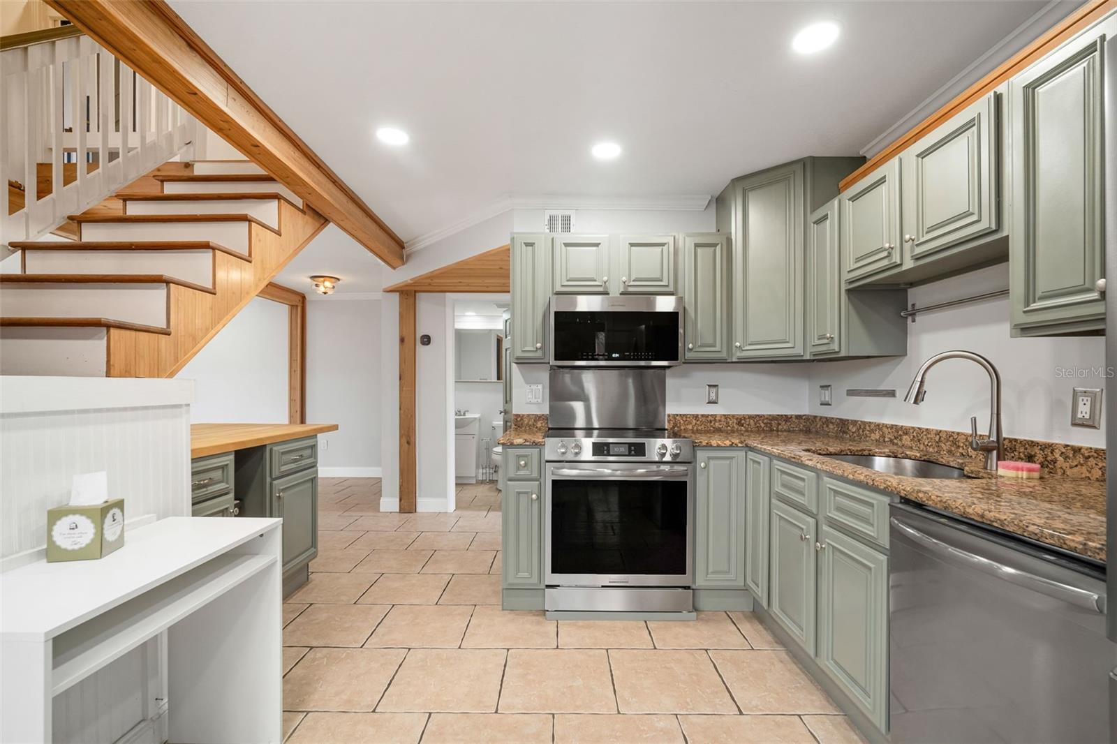 4321 Harbor House Dr Property Photo 8